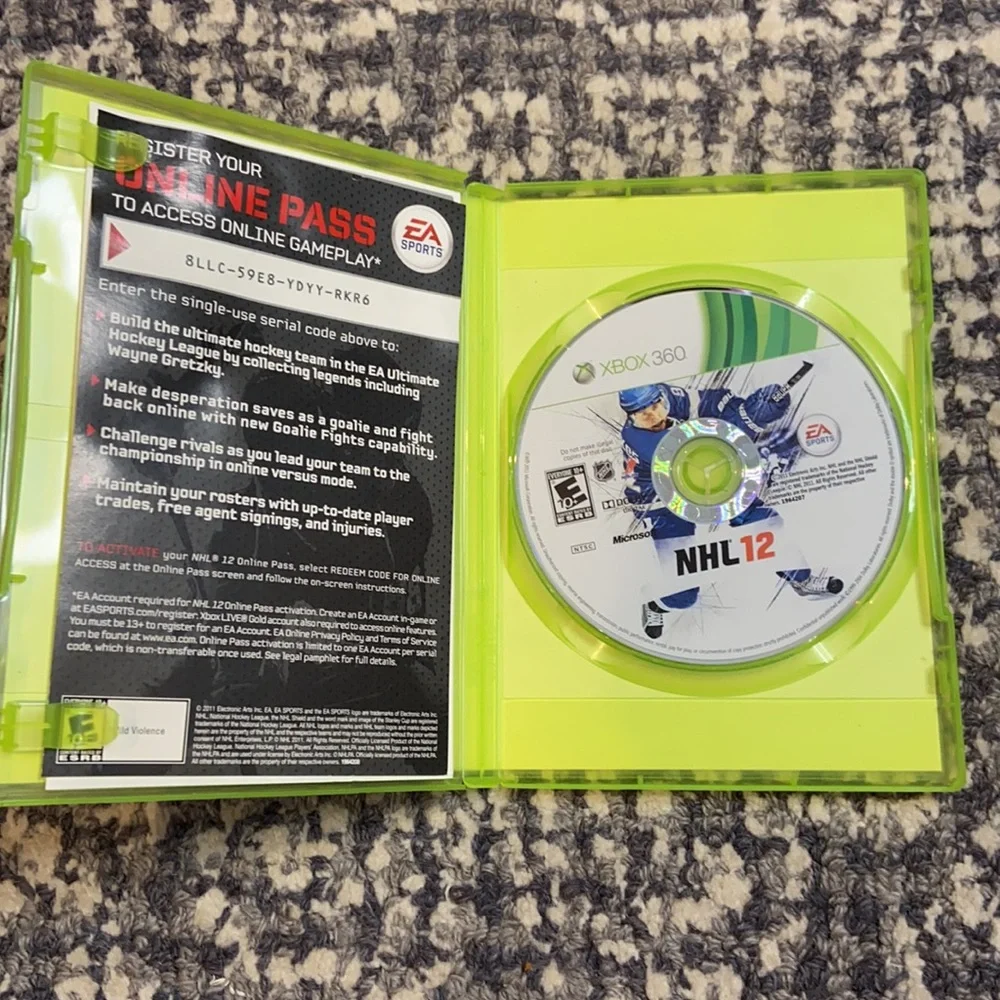 Xbox 360 EA Sports NHL 12 Rated E 10+